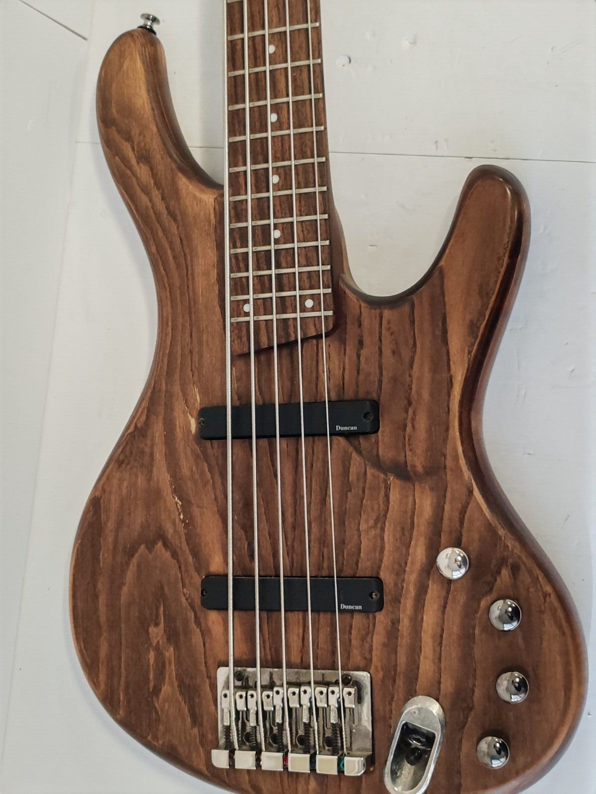 Ibanez Ergodyne EDB555 5 String Electric Bass Guitar Brown Walnut Natural