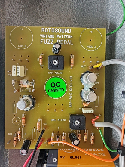 Rotosound Vintage Fuzz Pedal, RFB1 Guitar Effects Pedal - Free UK Shipping