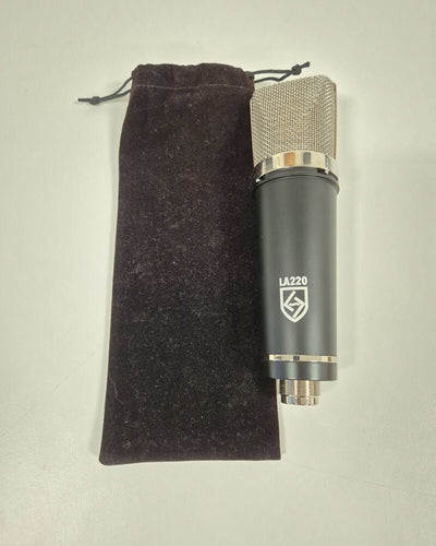 Lauten Audio LA220 Microphone with Holder and Manuals