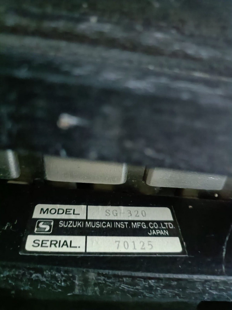 Suzuki SG3200 Glockenspiel - Black and Chrome - With Hard Case - Image 9