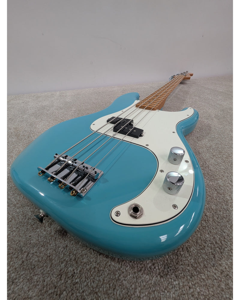 Fender Player II Precision Bass (2024) - Bass Guitar - Aquatone Blue - Like New w/ Hard Case & New Strings - image 6