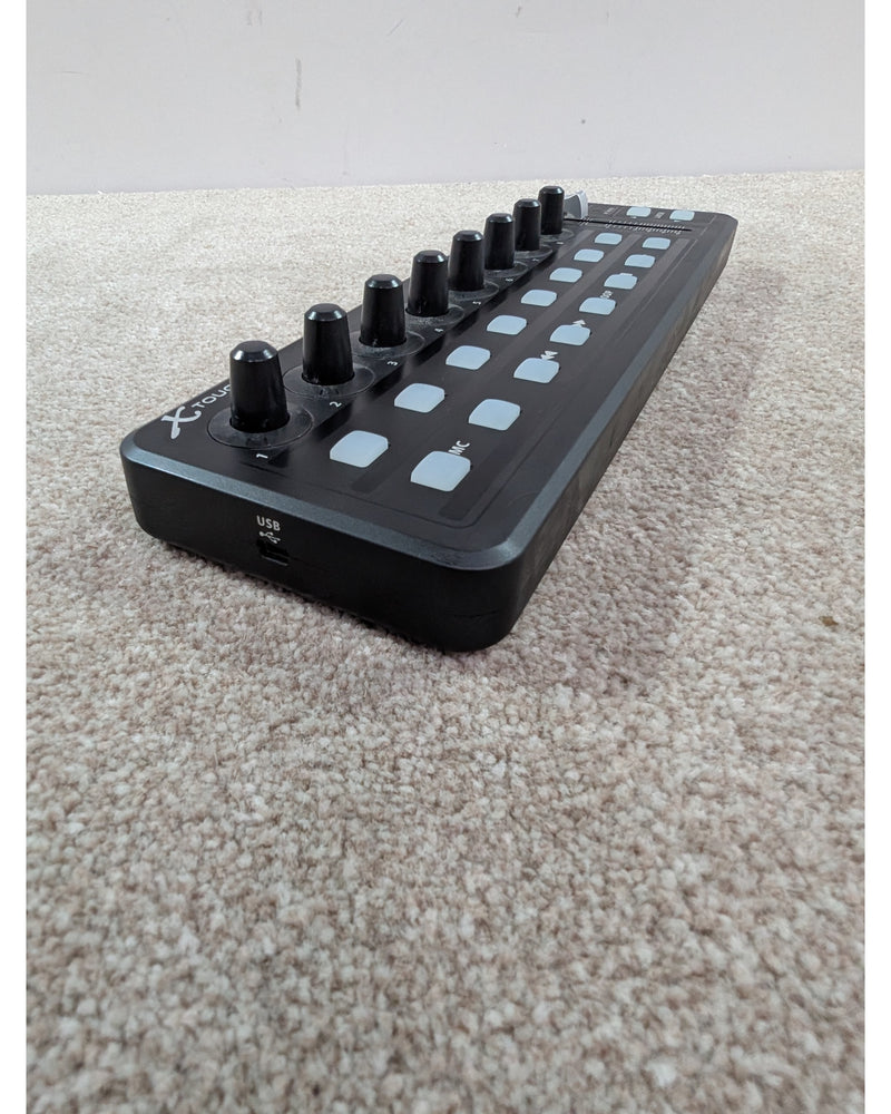 Behringer X-Touch Mini - MIDI Controller - Excellent w/ Original Box & Manuals - image 3