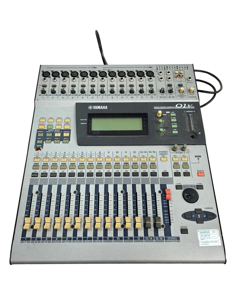 Yamaha 01V - Mixer - Spares or Repairs - image 1