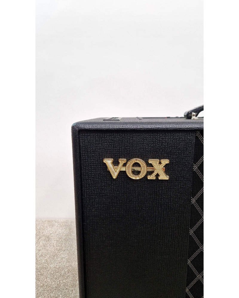 Vox VT100X - Guitar Amplifier - Black - Excellent w/ Soft Case - image 3
