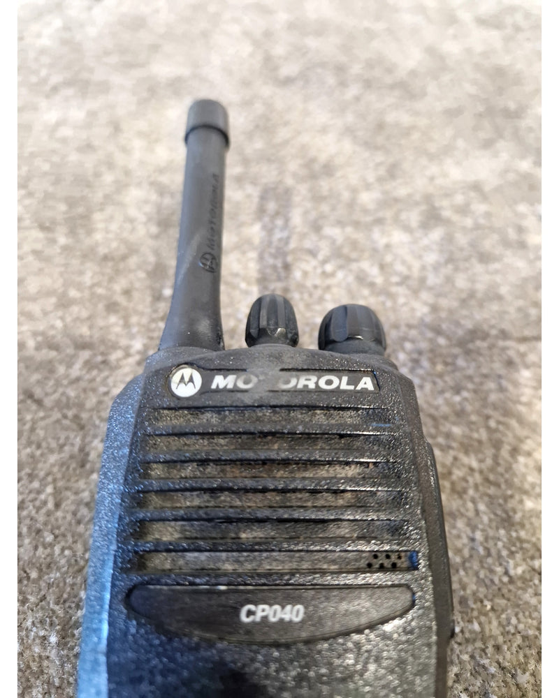 Motorola CP040 - Black – Two-Way Radio - Spares or Repair - Image 12