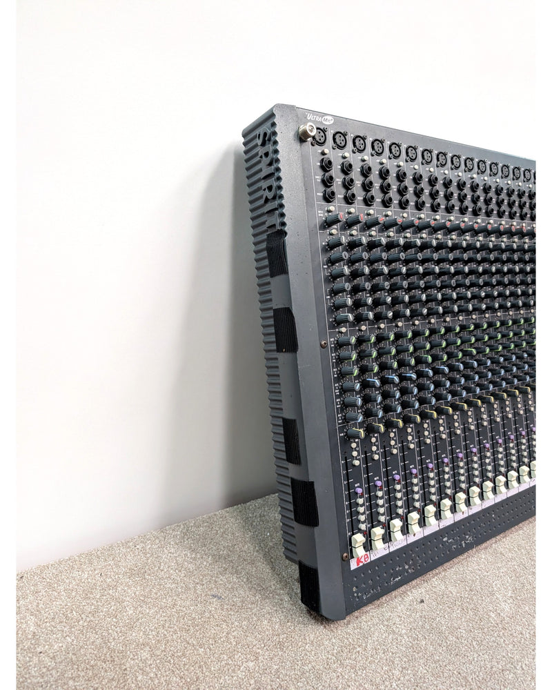 Soundcraft Spirit Live 4/2 - Mixer - Fair w/ Hard Case & Power Supply - image 10