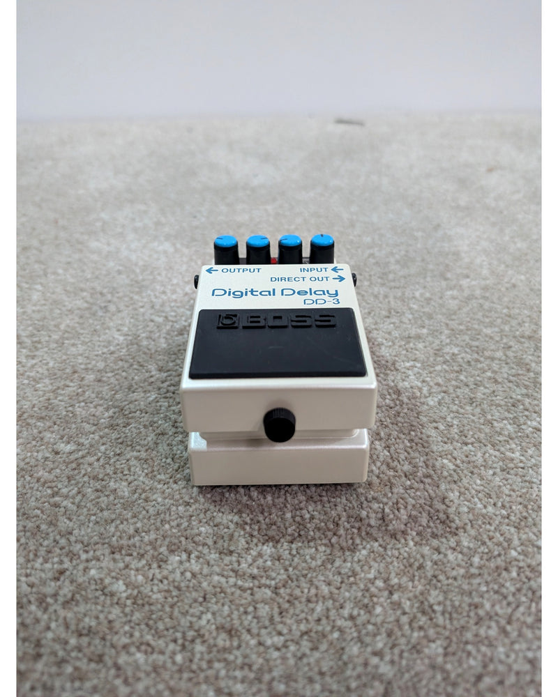Boss DD-3 Digital Delay - Delay & Reverb Pedals - White - Like New - image 10