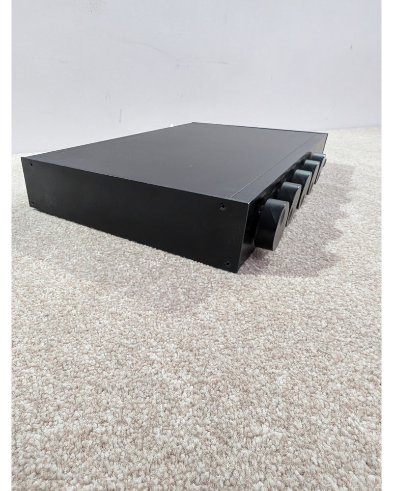 Cambridge P55 - Hi-Fi Amplifier - Black - Good - image 2