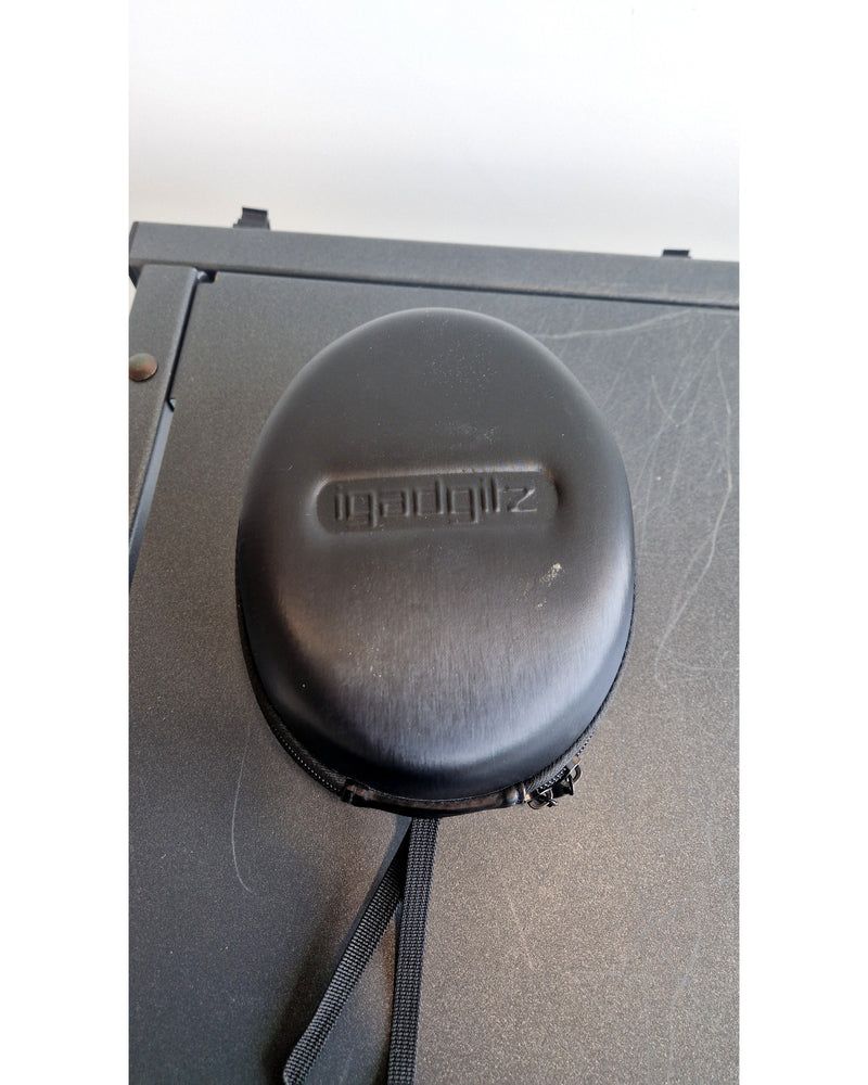 RUNOLIM Hybrid Active Noise Cancelling - Headphones - Silver, with case - Excellent w/ Soft Case - Image 8