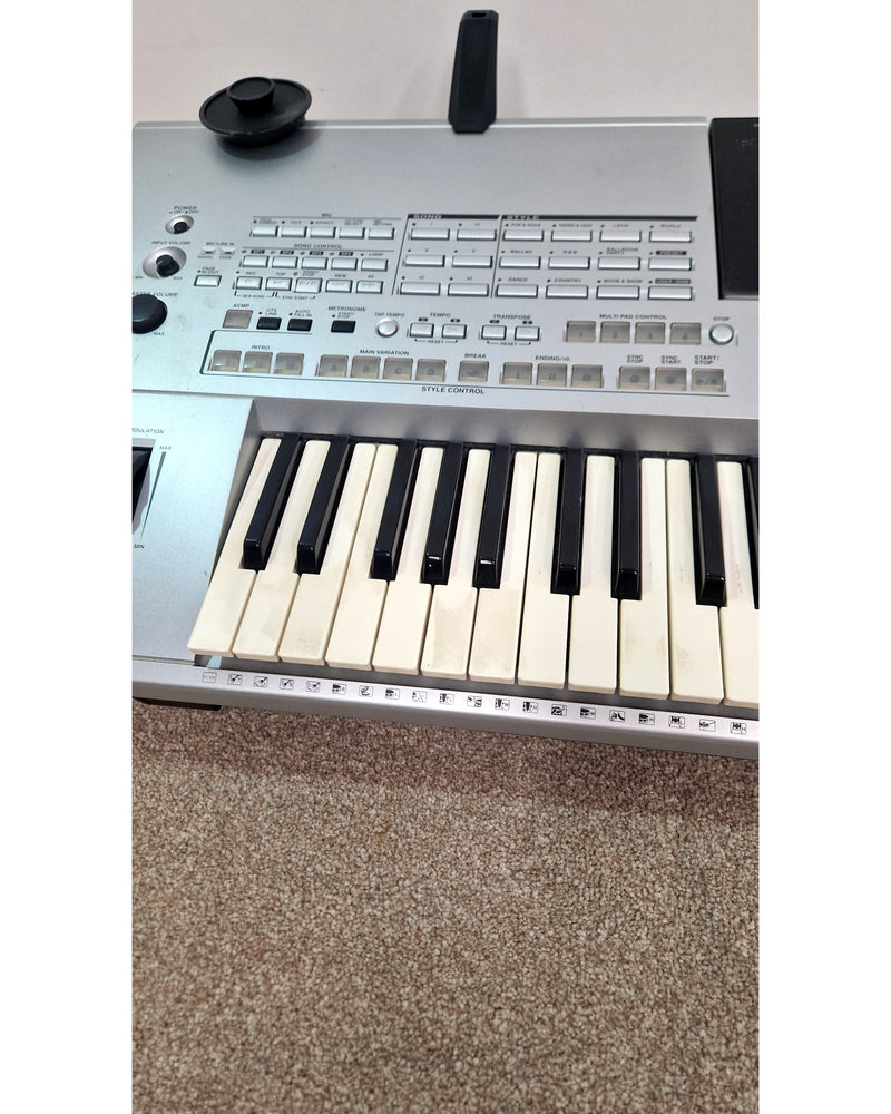 Yamaha Tyros - Keyboard - Silver - Very Good - image 11