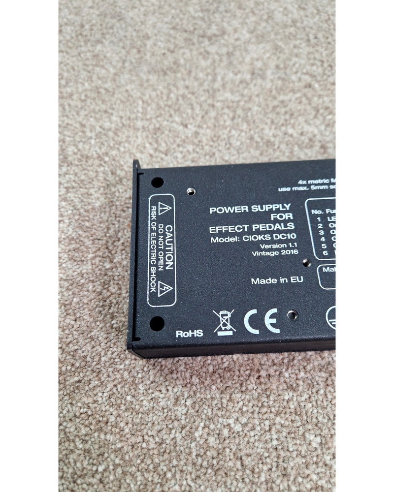 Cioks DC10 - Pedalboards & Power - Black - Very Good w/ Power cable and x8 DC Plug-To-Plug cables included. - image 4