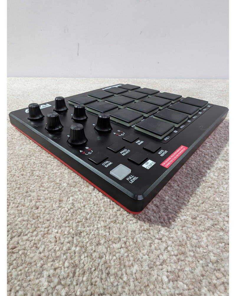 Akai Pro MPD218 - MIDI Controller - Very Good w/ Original Box & Manuals - image 6