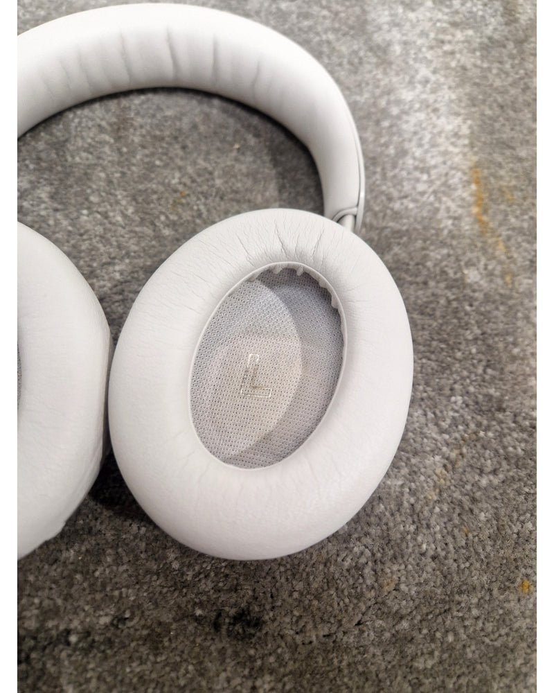 Bose QuietComfort Ultra - Headphones - White - Good w/ Original Box - Image 4