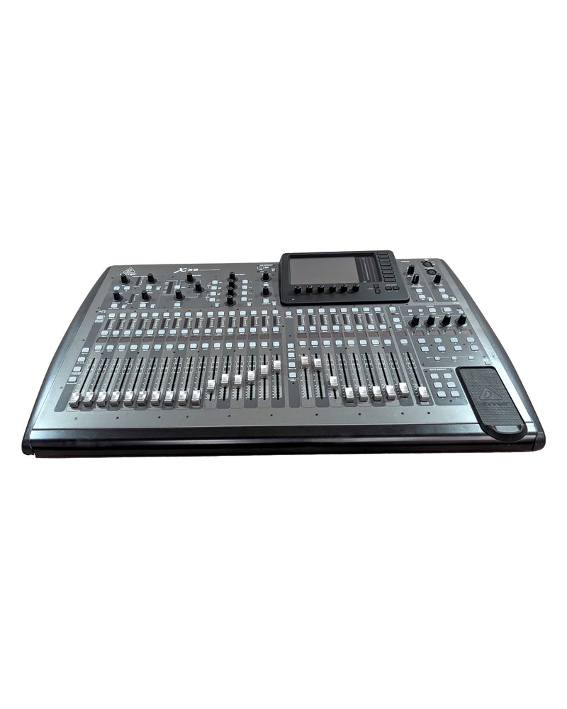 Behringer X32 - Mixer - Black - Very Good - image 1