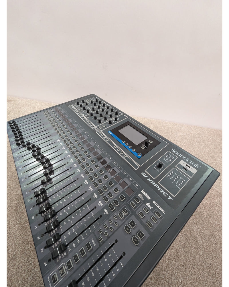 Soundcraft Si Impact - Mixer - Excellent w/ Soft Case - image 19
