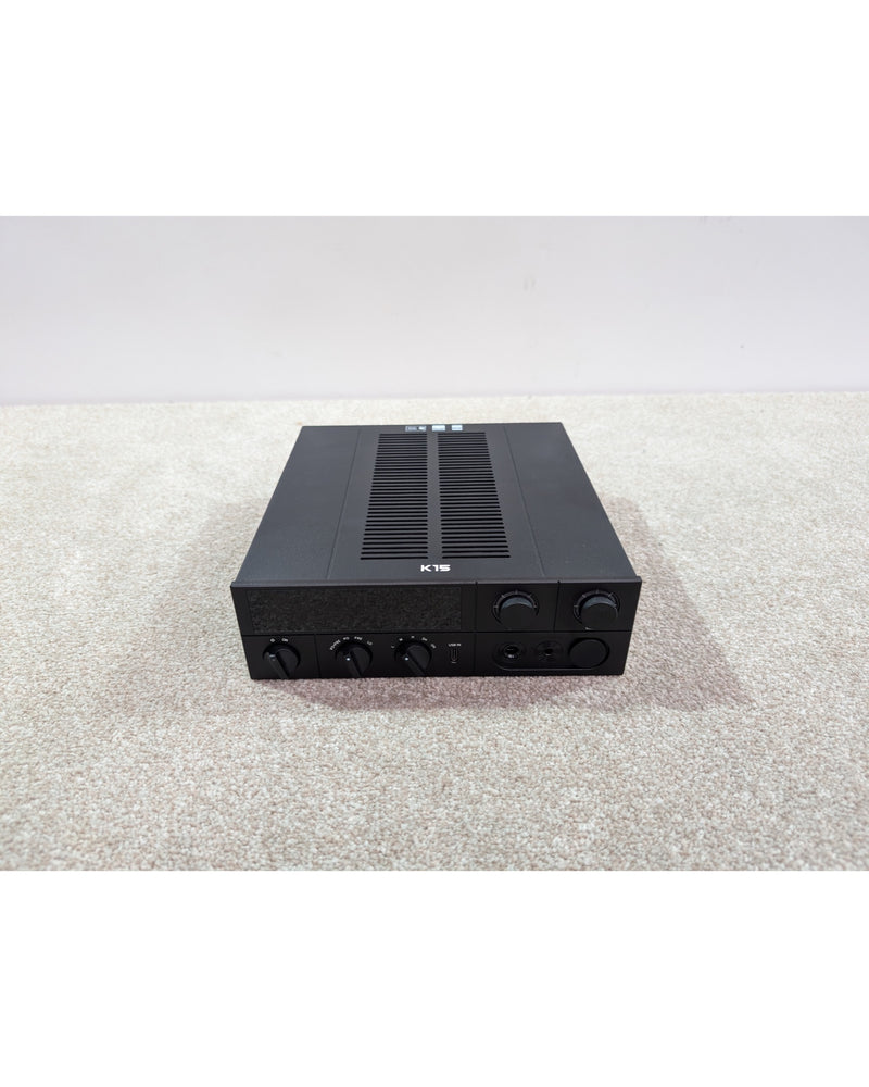 Fiio K15 - Hi-Fi Amplifier - Black - Like New w/ Original Box & Manuals - image 2