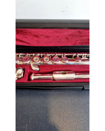 Yamaha YFL-381 - Wind Instrument - Silver - Very Good w/ Hard Case & Cleaning rod - Image 12