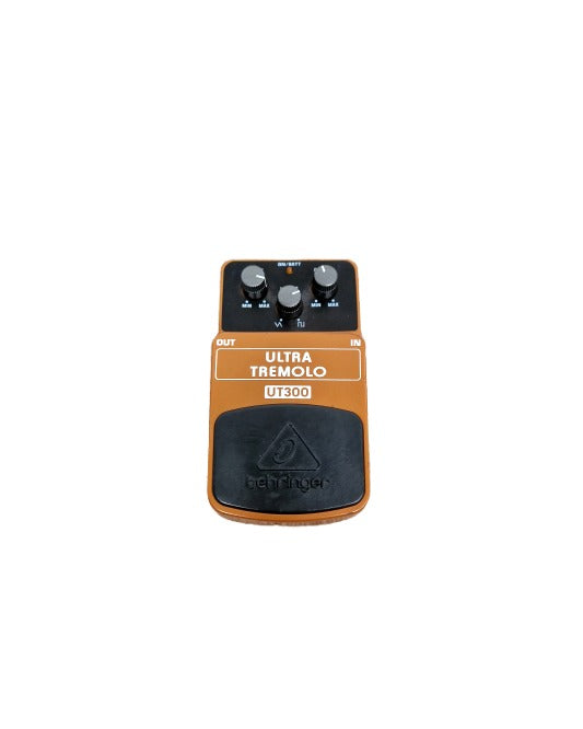 Behringer Ultra Tremolo UT300 pedal - Excellent - image 1
