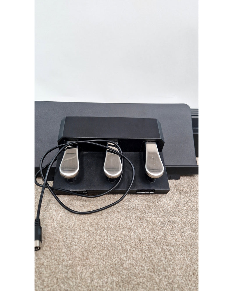Donner DEP-16A - Like New w/ stand & Power Supply - image 10