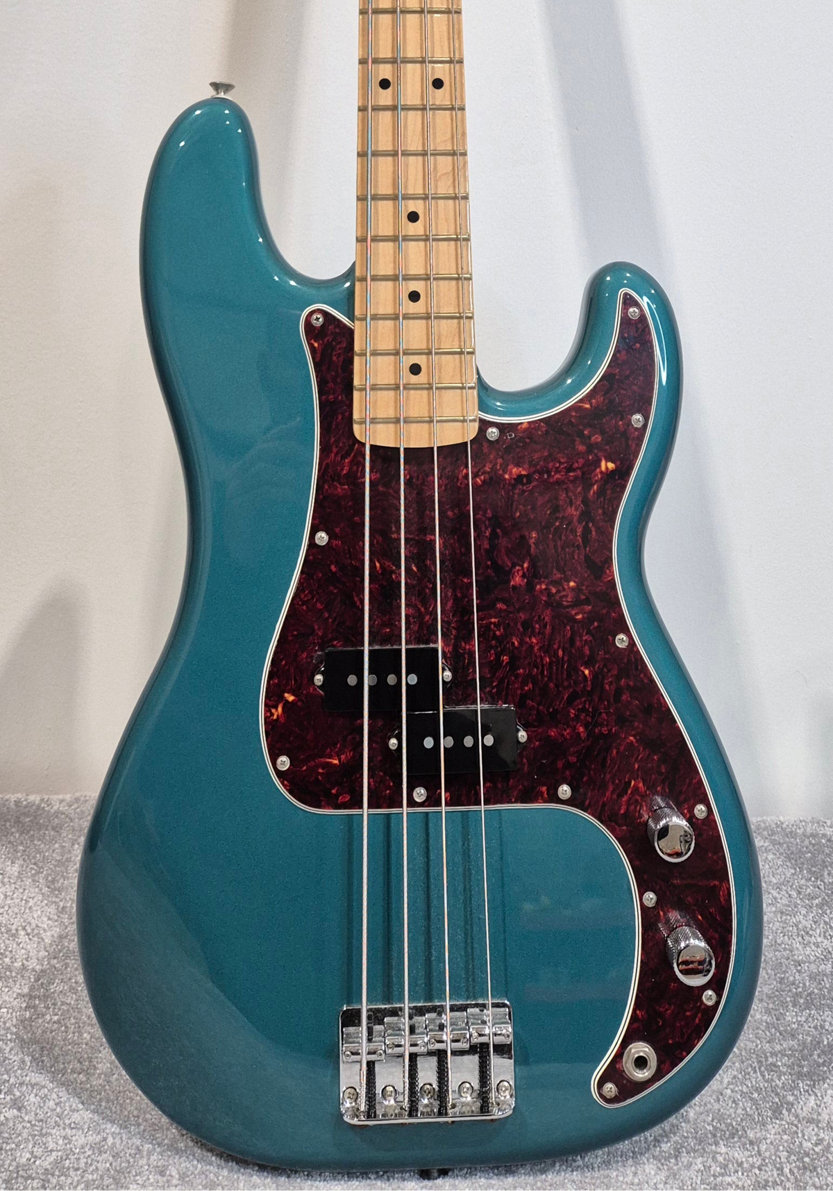 Fender Mexican Precision Bass - Ocean Turquoise - Electric Bass Guitar With Gator Hard Case