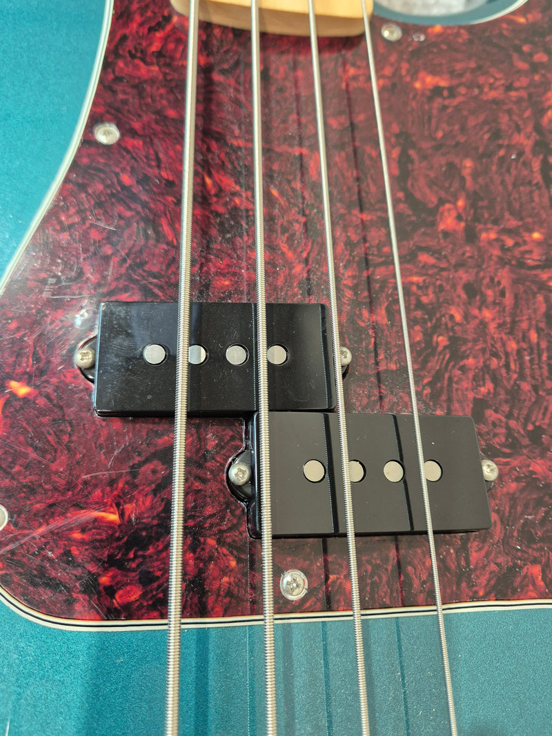 Fender Mexican Precision Bass - Ocean Turquoise - Electric Bass Guitar With Gator Hard Case - Image 8