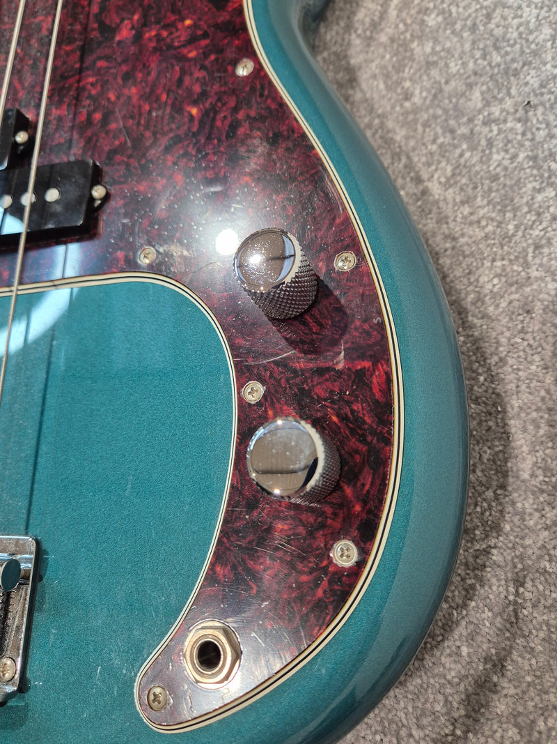 Fender Mexican Precision Bass - Ocean Turquoise - Electric Bass Guitar With Gator Hard Case - Image 9