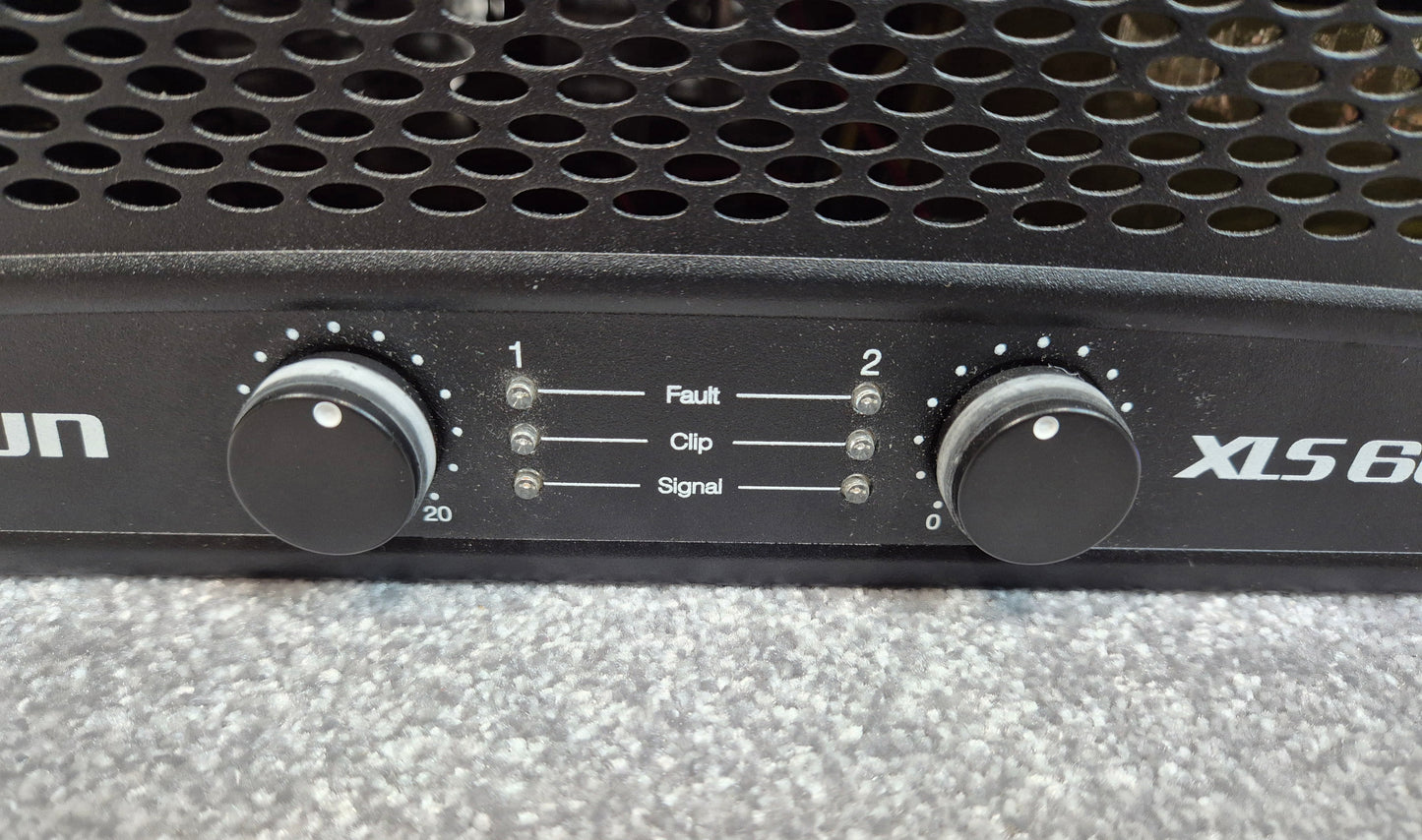 Crown XLS 602 - Two-Channel Stereo Power Amplifier