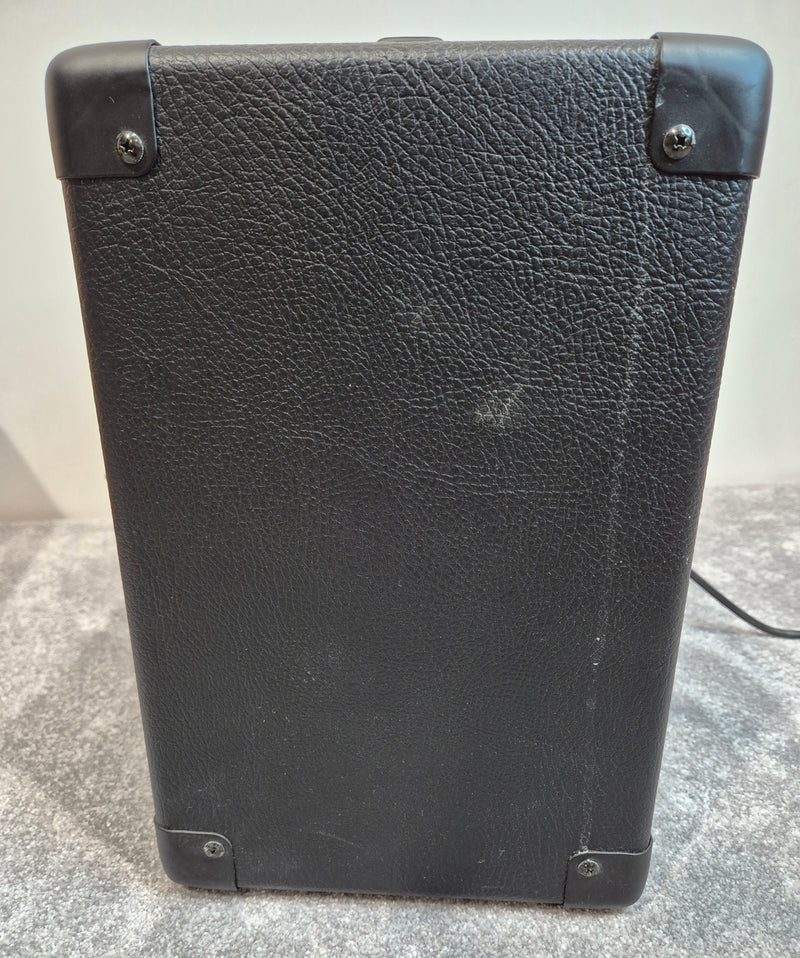 Peavey Micro Bass - Black/Red - Compact Bass Combo Amplifier - Image 4