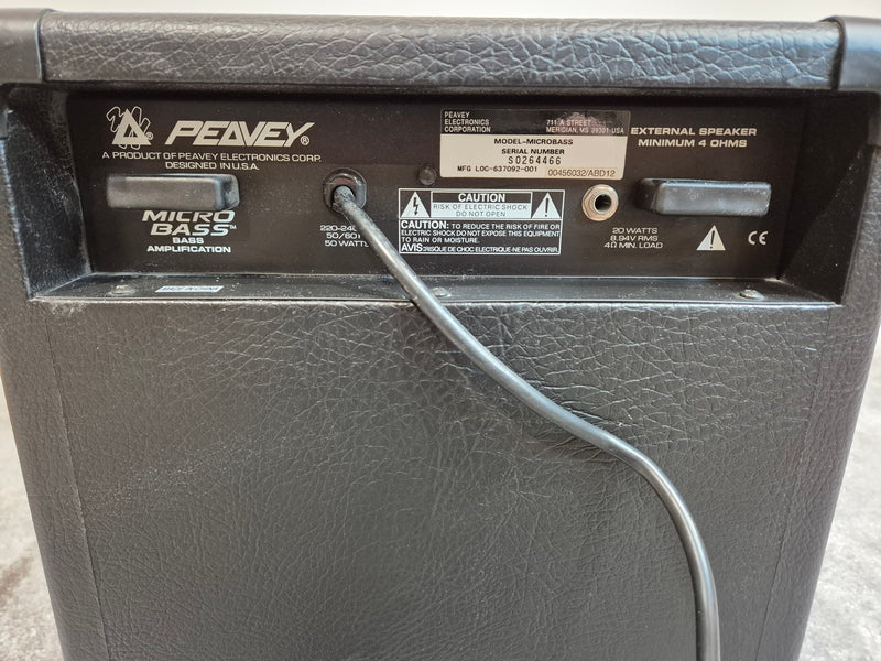 Peavey Micro Bass - Black/Red - Compact Bass Combo Amplifier - Image 6