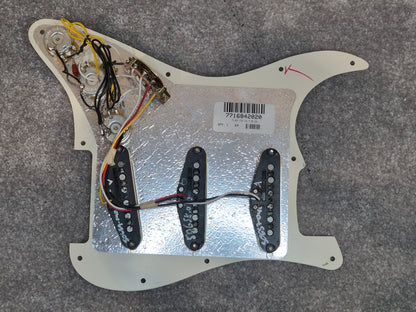 Genuine Fender Pre Wired Stratocaster Loaded Pickguard - White