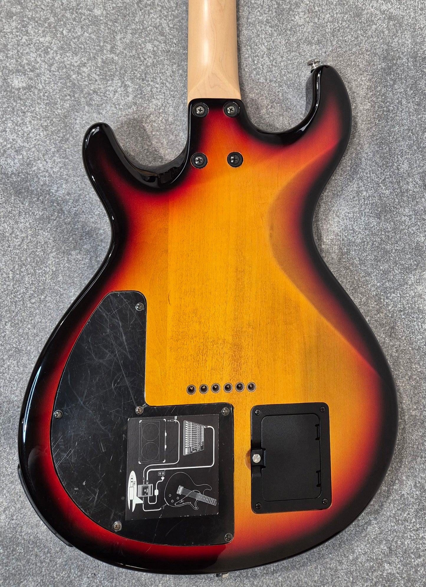 Line 6 Variax Modelling Guitar With Line 6 Soft Bag