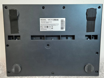 Arturia Microfreak - Hybrid Experimental Synthesizer + Power Cable