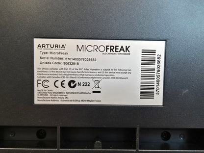 Arturia Microfreak - Hybrid Experimental Synthesizer + Power Cable