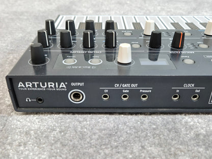 Arturia Microfreak - Hybrid Experimental Synthesizer + Power Cable