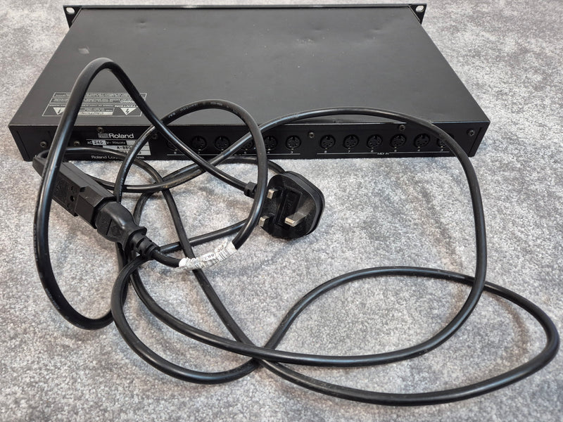 Roland A-880 MIDI Programmable Patcher / Mixer - Rack Mounted - Image 12