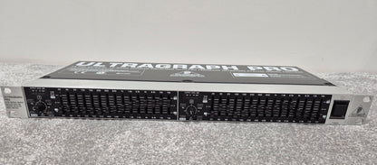 Behringer FBQ1502 Ultragraph Pro - 15-Band Stereo Graphic Equalizer