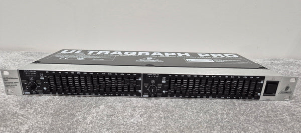 Behringer FBQ1502 Ultragraph Pro - 15-Band Stereo Graphic Equalizer