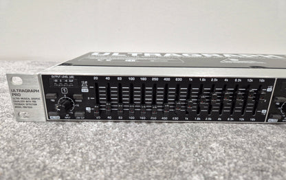 Behringer FBQ1502 Ultragraph Pro - 15-Band Stereo Graphic Equalizer