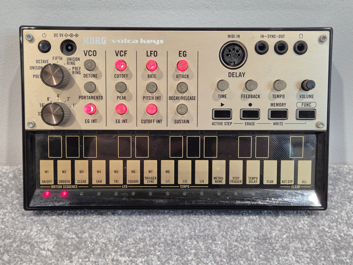 Korg Volca Keys - Compact Analog Lead Synthesizer - Battery Operated