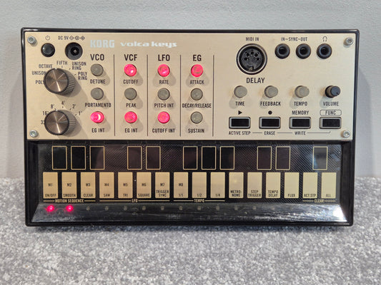 Korg Volca Keys - Compact Analog Lead Synthesizer - Battery Operated