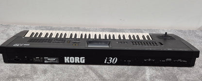Korg i30 - Synthesizer & Music Workstation Includes Soft Bag