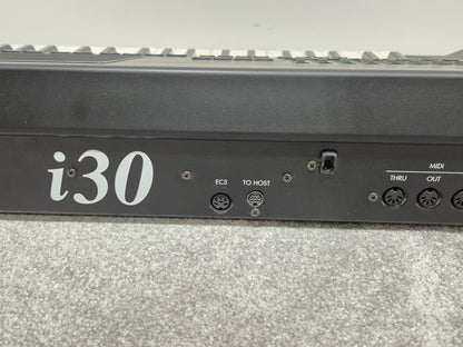 Korg i30 - Synthesizer & Music Workstation Includes Soft Bag