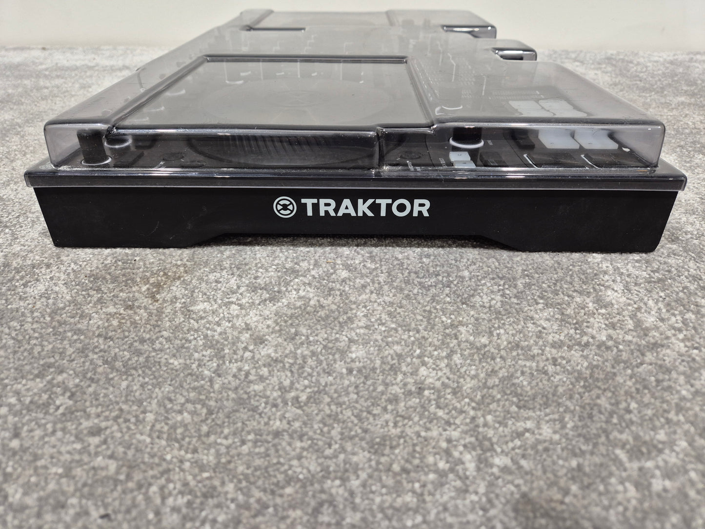 Native Instruments Traktor Kontrol S4 MK3 - 4 Channel DJ Controller