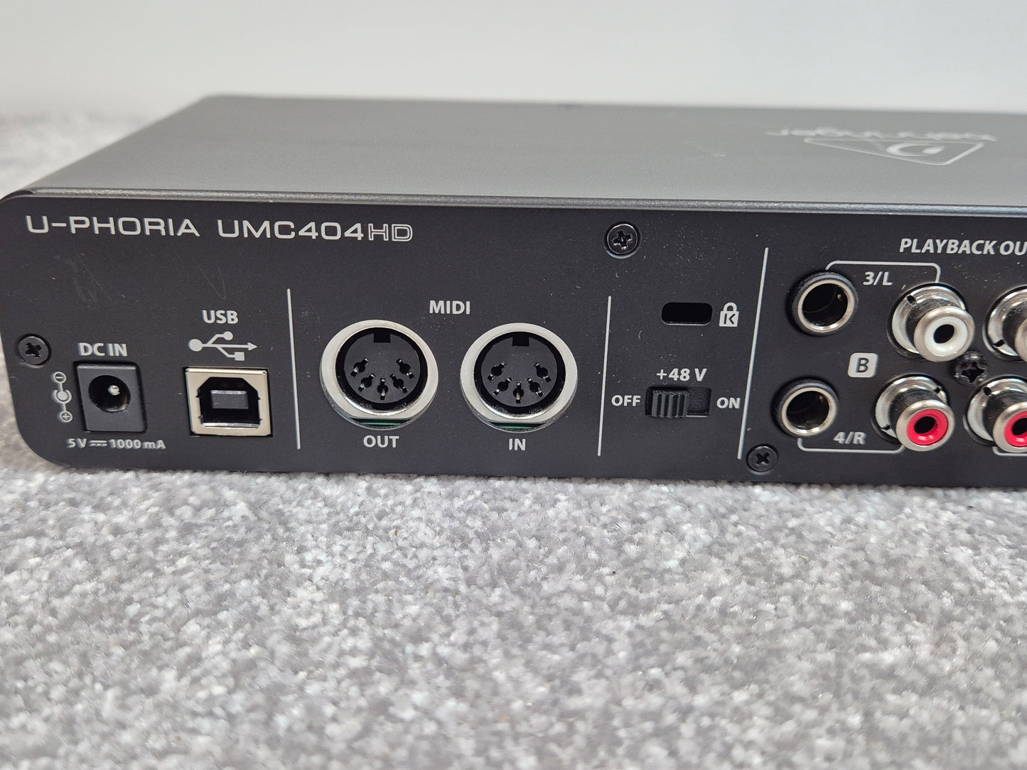 Behringer U-PHORIA UMC404HD - Audio Interface