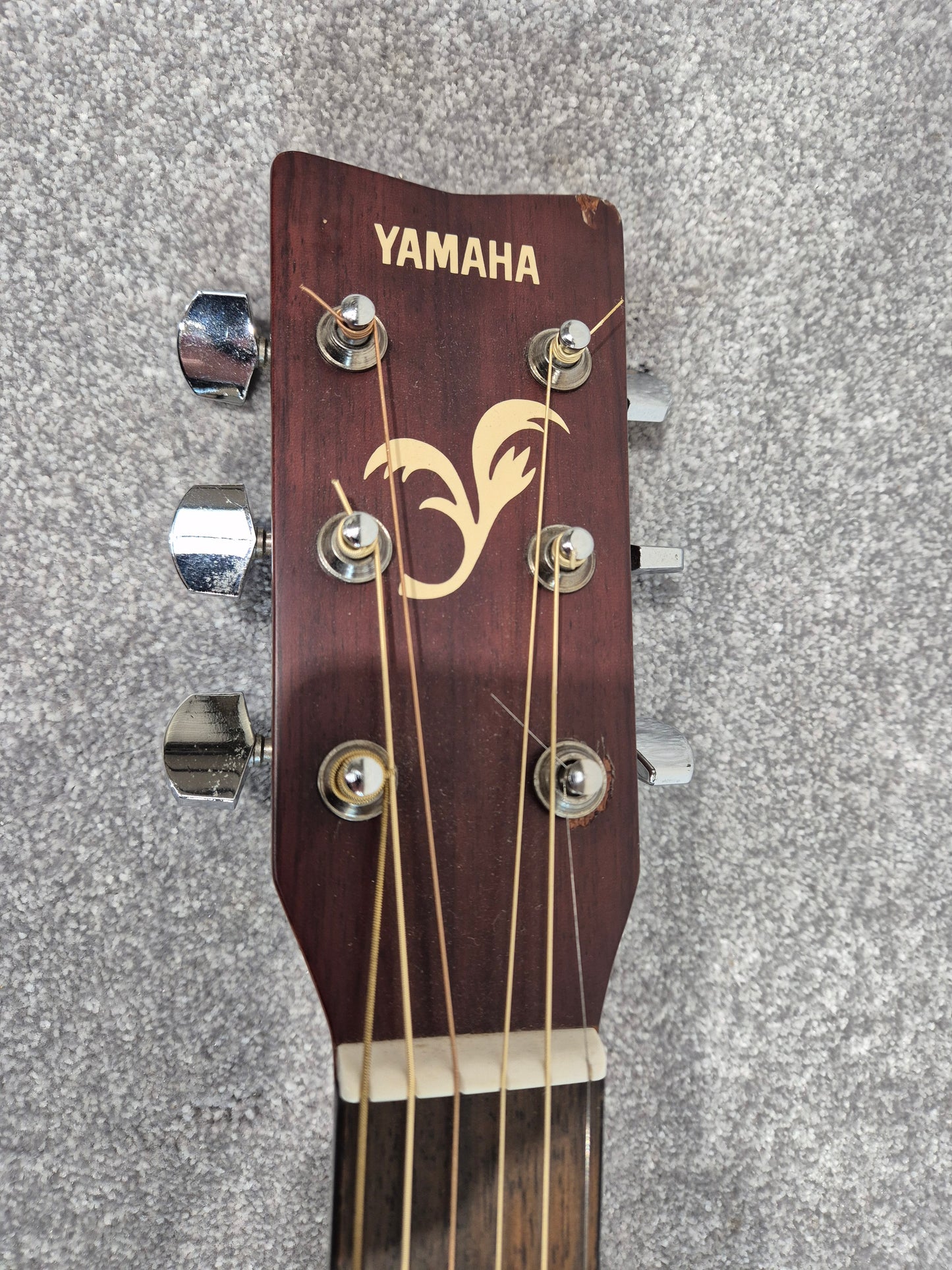 Yamaha FS-311 Electro Acoustic Guitar - EQ 7545-R Internal Pickup