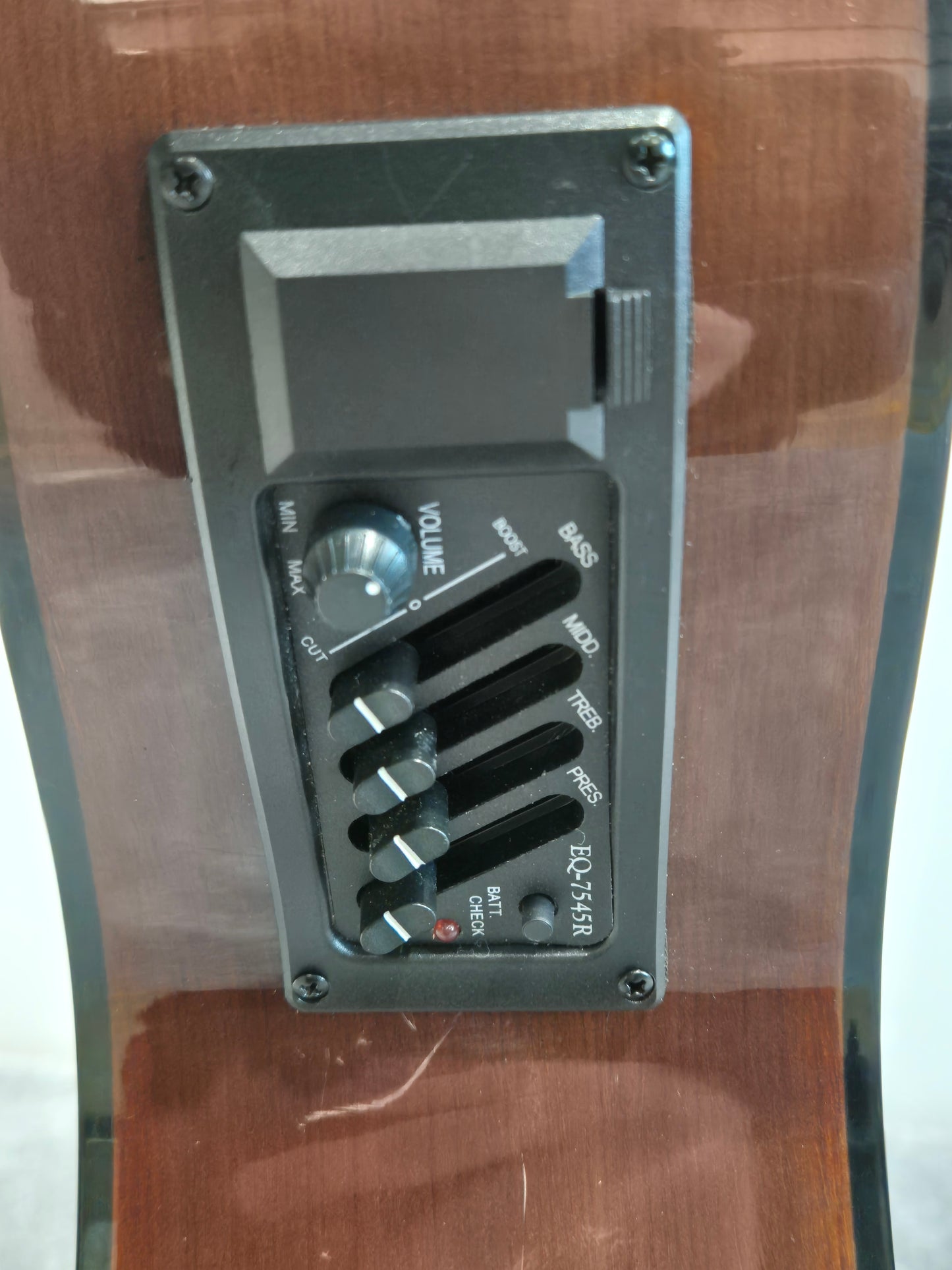 Yamaha FS-311 Electro Acoustic Guitar - EQ 7545-R Internal Pickup