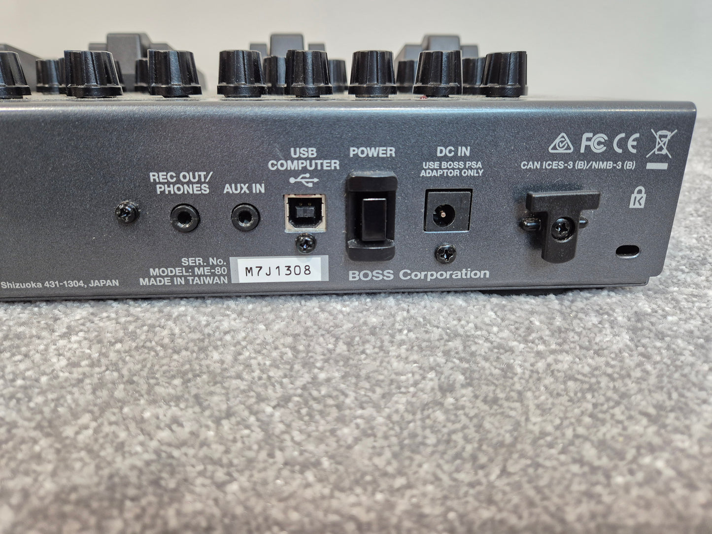 Boss ME-80 - Compact Multi-Effects Pedal - Original Box and Power Supply