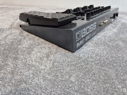 Boss ME-80 - Compact Multi-Effects Pedal - Original Box and Power Supply