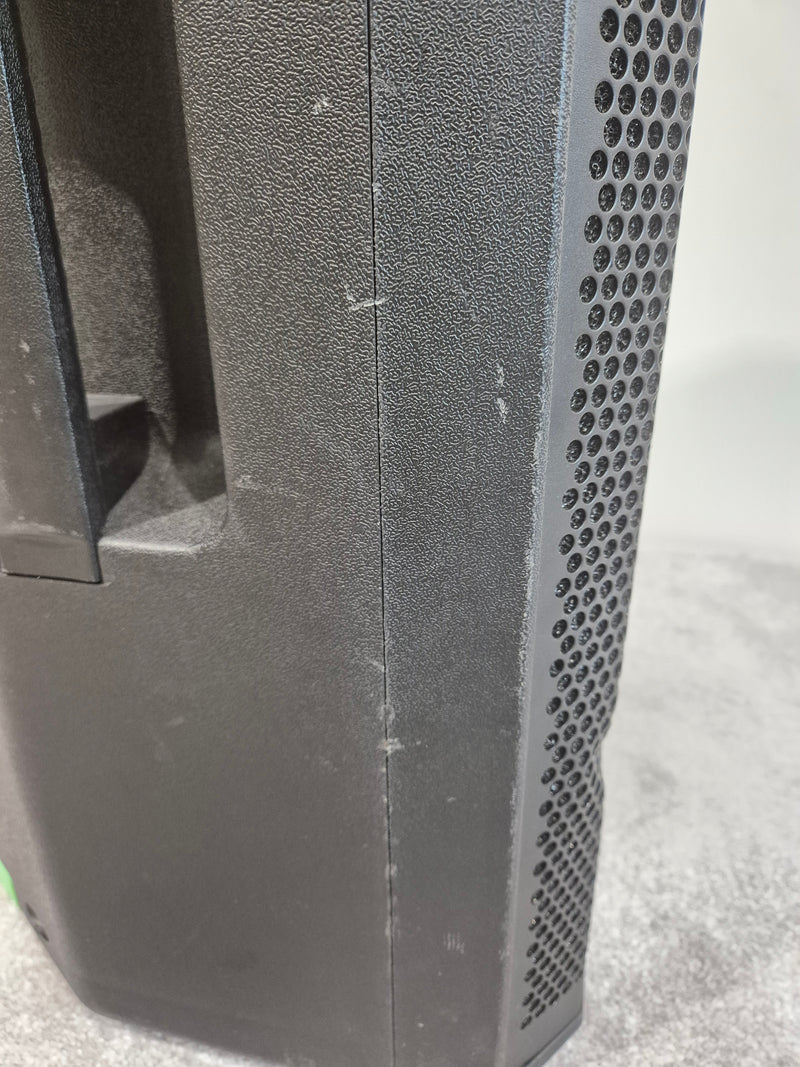 Mackie Thrash 212 - 1300 watts Active PA Speaker (Very Good Condition) - Image 6