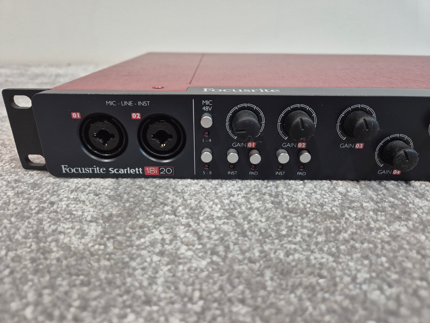 Focusrite Scarlett 18i20 - 20 Outputs Audio Interface